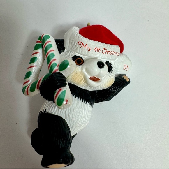 Vintage Hallmark Keepsake Ornament Child's Fourth X-mas - Picture 2 of 8